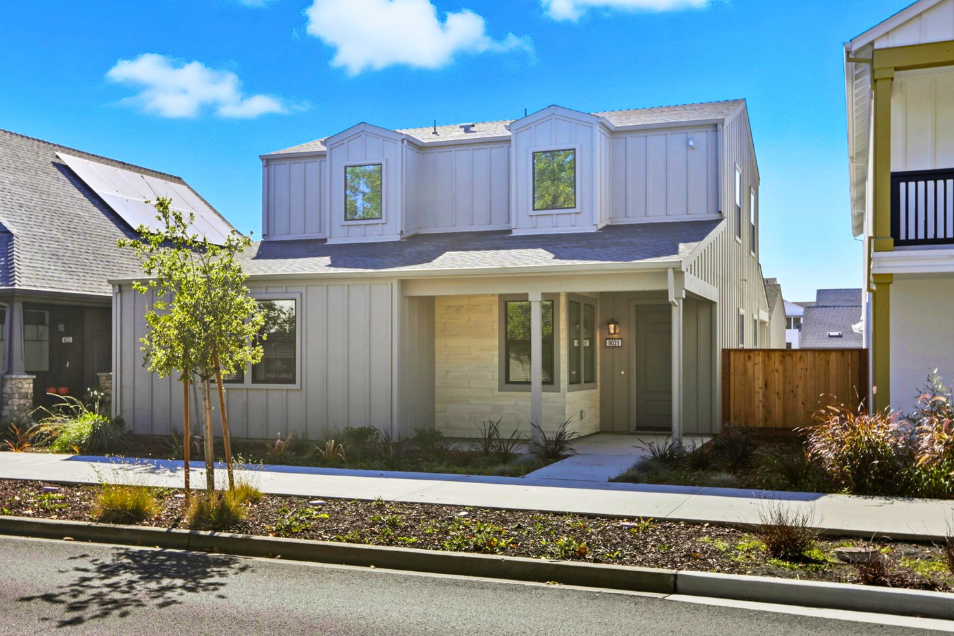 0038 9021 Camino Colegio