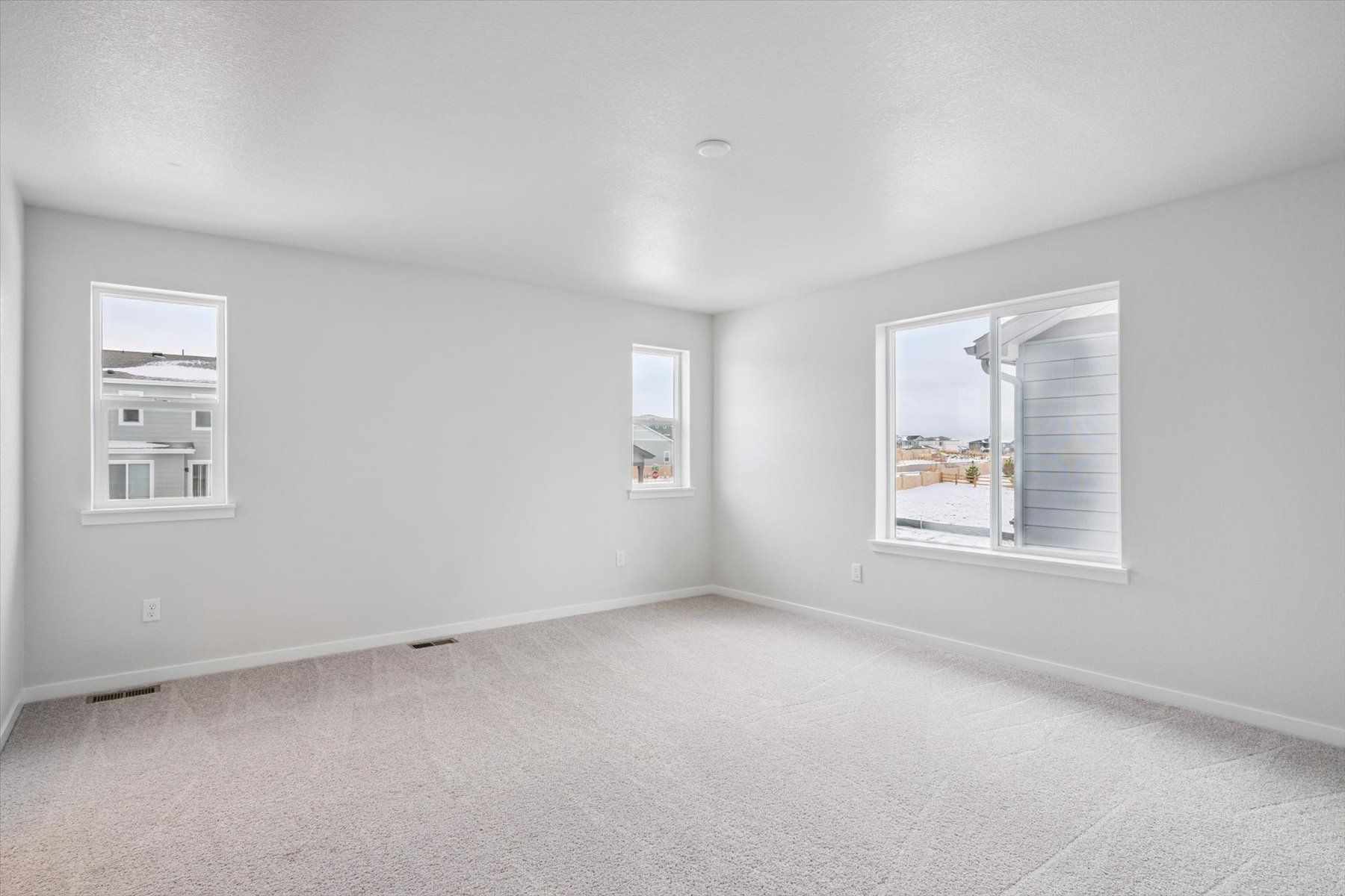 A room with windows.