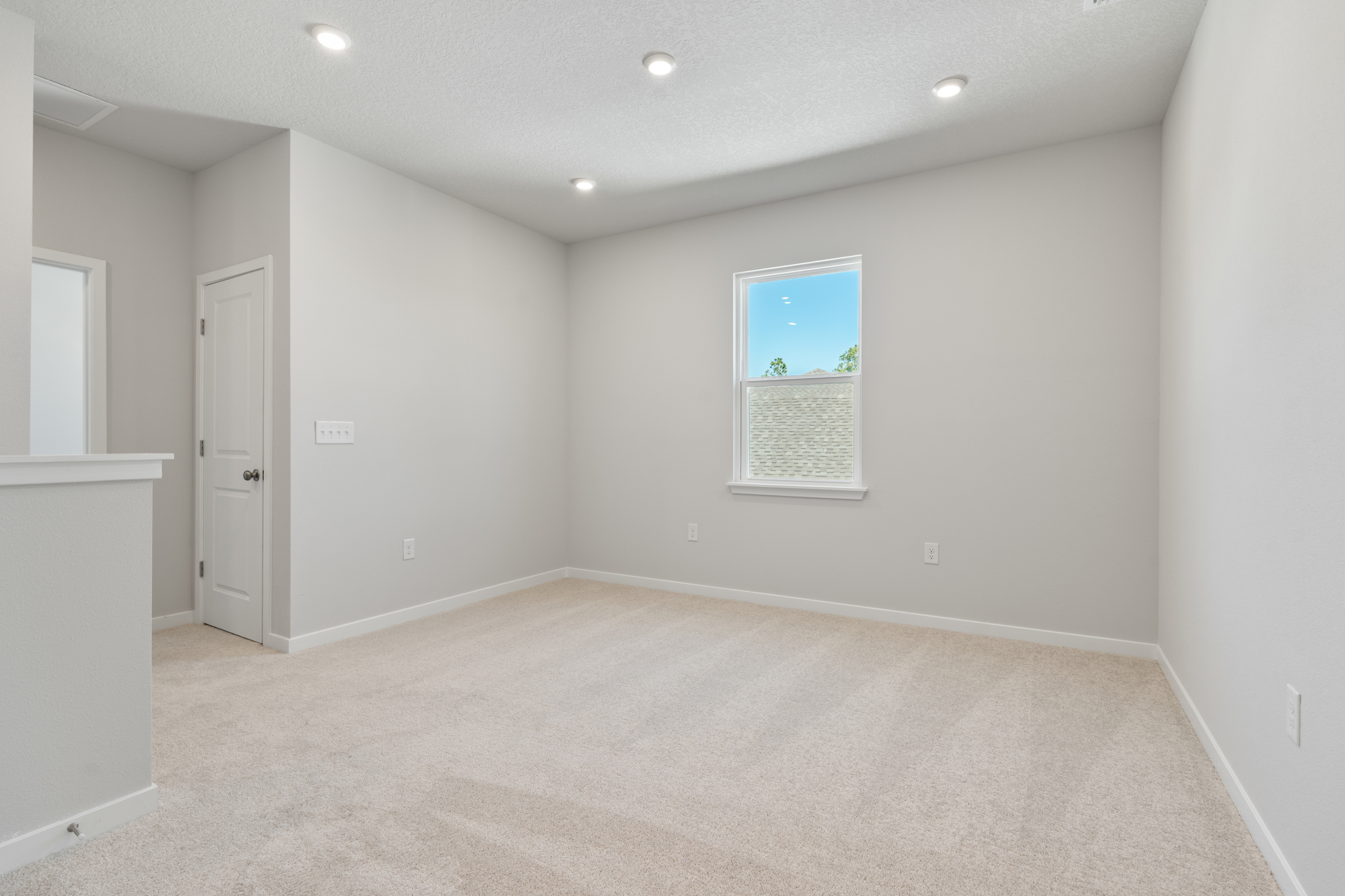 Lot 67 Open Loft with Window at Seminole Palms